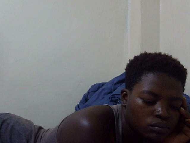Prettycandy live webcam show