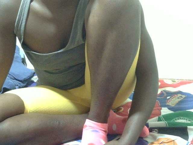 Prettycandy live cam on