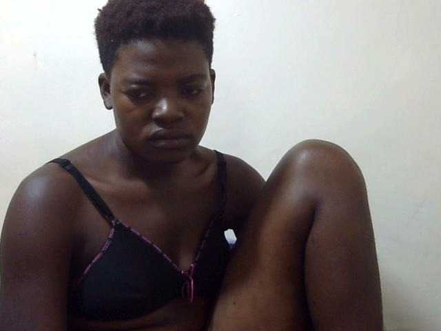 Prettycandy live webcam show