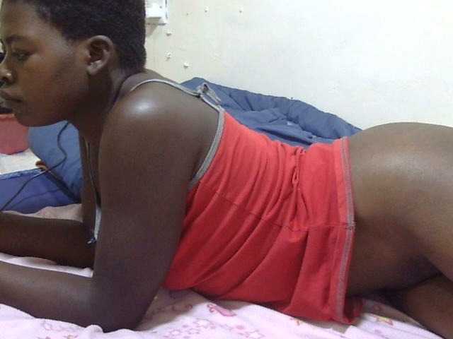 Prettycandy live webcam show