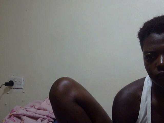 Prettycandy live webcam show