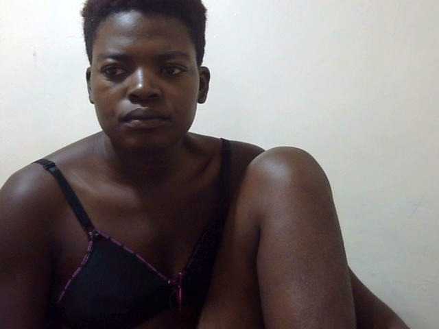 Prettycandy live webcam show