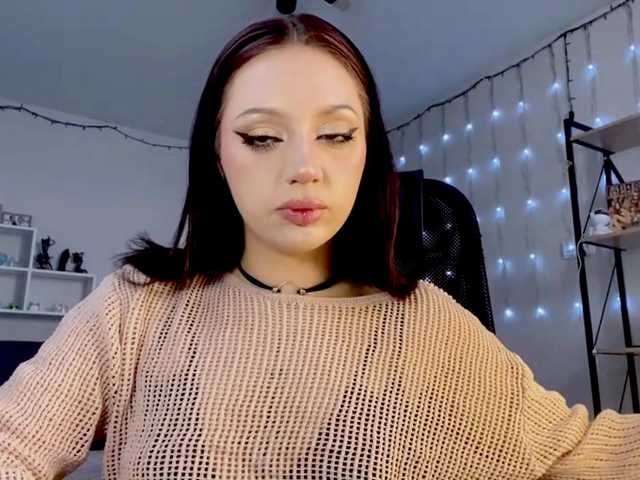 RosyCrisper live cam on BongaCams