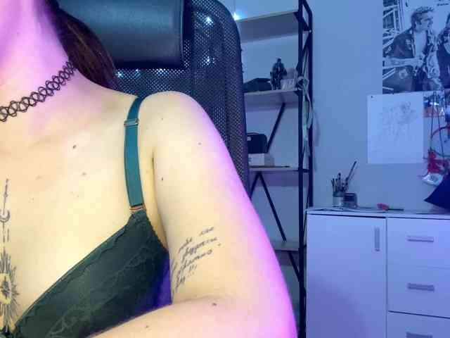 RosyCrisper webcam