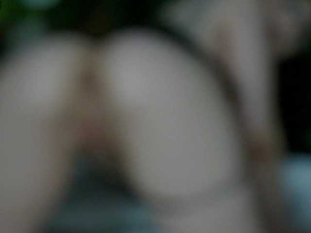 AlexisBlue live cam on BongaCams