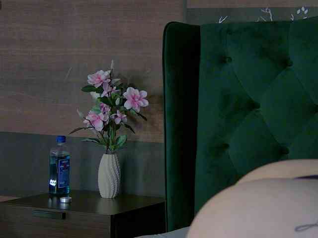 AlexisBlue webcam