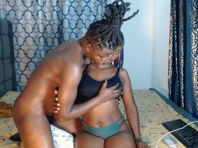 Skycrumbles live cam on BongaCams