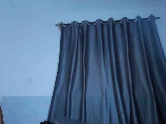 Skycrumbles webcam