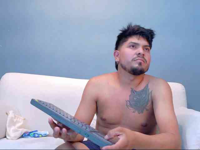 Modelo: ander-camila