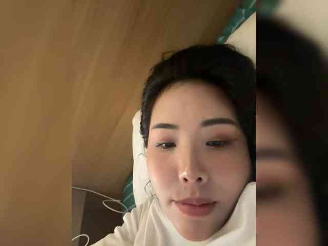 Chimi21 Live Webcam on BongaCams