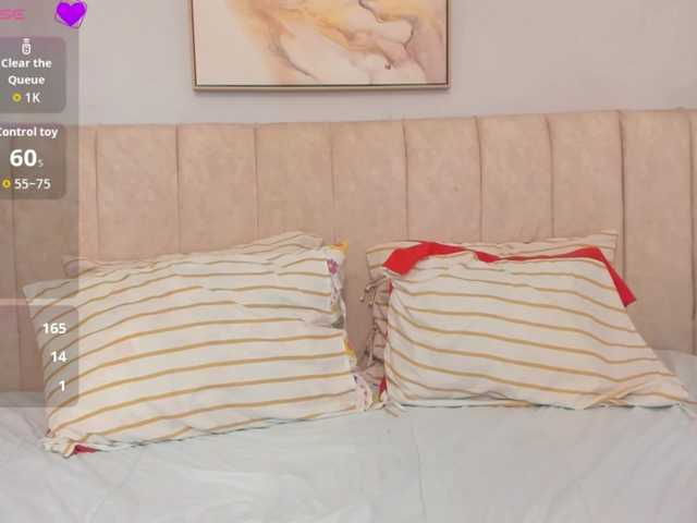 sharinaa live cam on BongaCams
