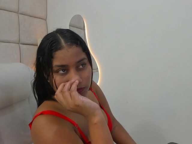 sharinaa live cam on BongaCams