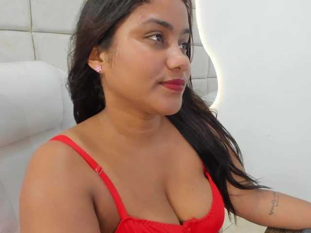 sharinaa live webcam show