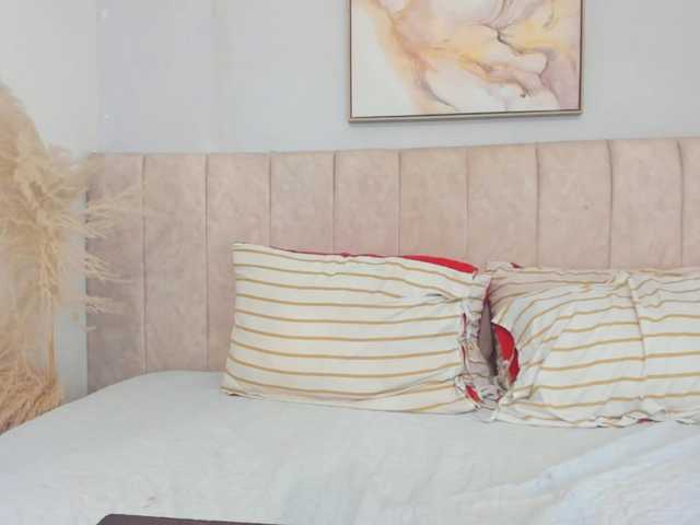 sharinaa live cam on BongaCams