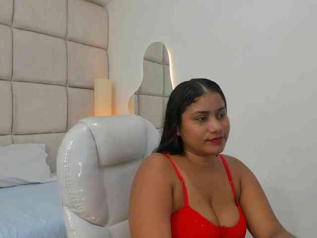 sharinaa webcam