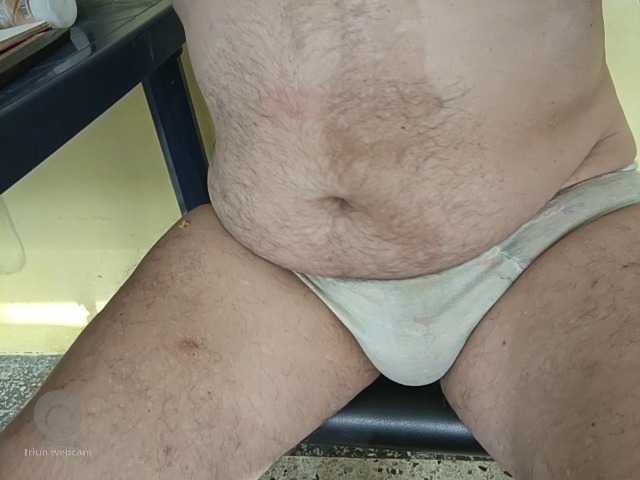 Barbaroxx — live male cam