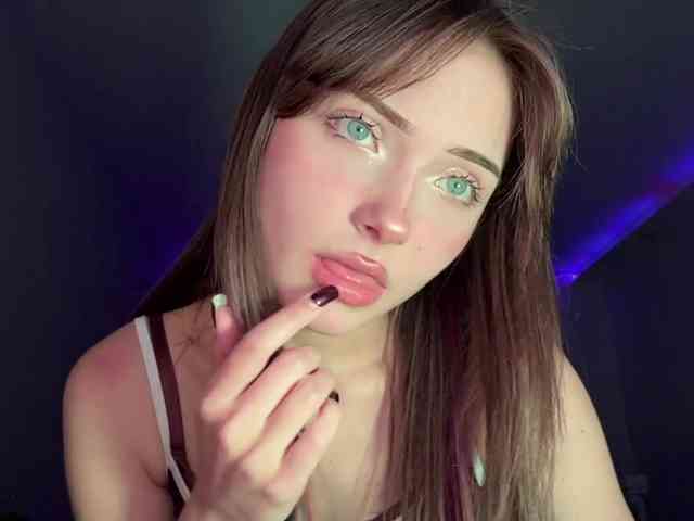 AmberGlamour webcam