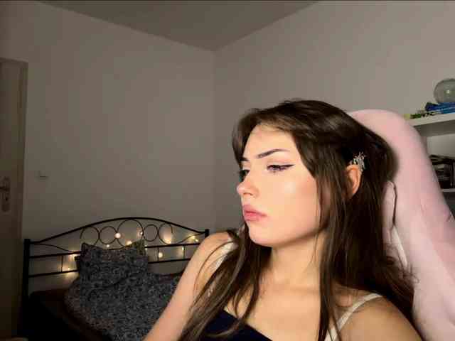 AmberGlamour webcam