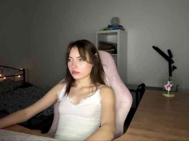 AmberGlamour webcam