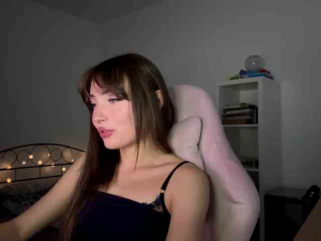 AmberGlamour webcam