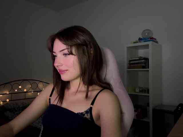 AmberGlamour webcam