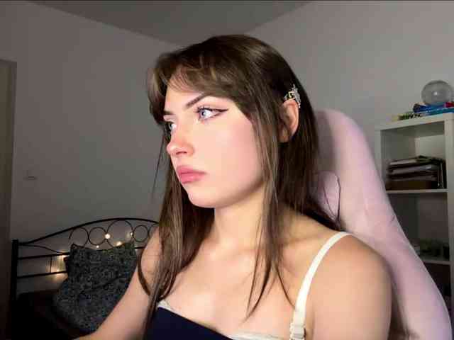 AmberGlamour webcam