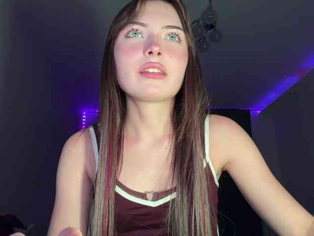 AmberGlamour webcam