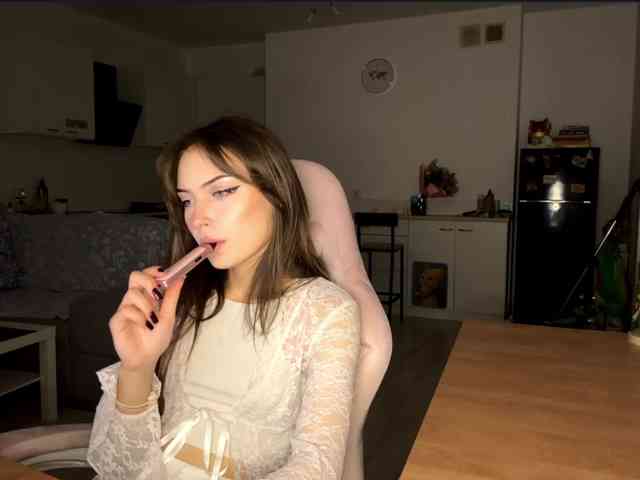 AmberGlamour webcam