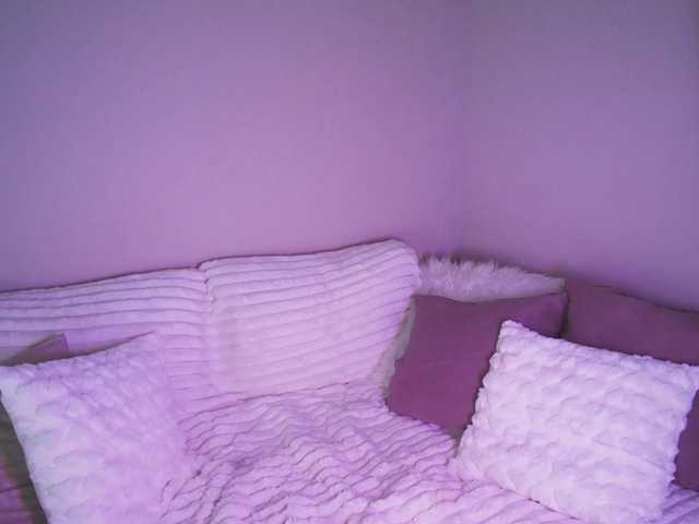 OliviaKim live cam on BongaCams