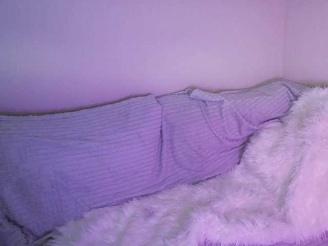 OliviaKim live cam on BongaCams