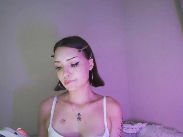OliviaKim live cam on BongaCams