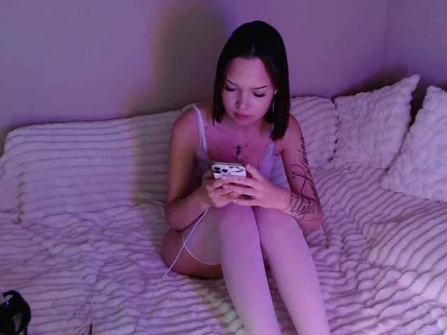 OliviaKim live cam on BongaCams