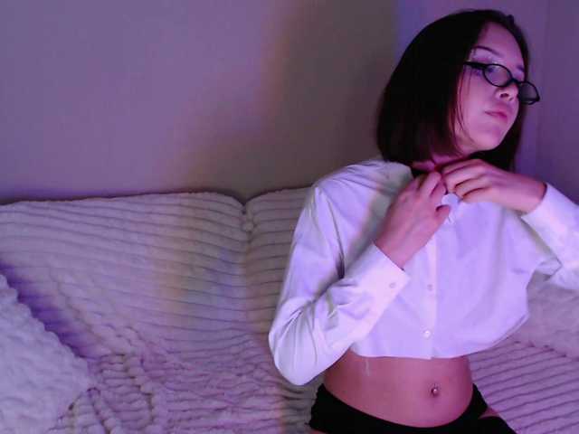 OliviaKim live cam on BongaCams