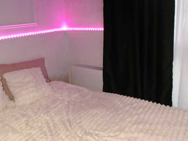 OliviaKim live cam on BongaCams