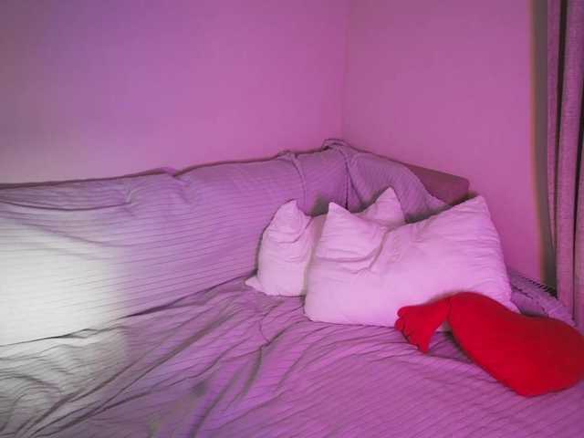 OliviaKim live cam on BongaCams
