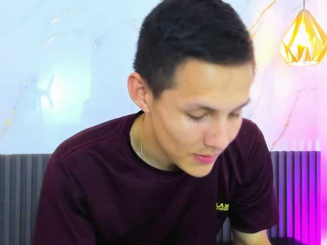 IzanArias live cam