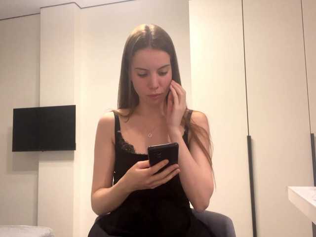 KamillaGlamour live cam preview