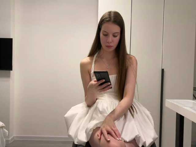 KamillaGlamour live cam on BongaCams