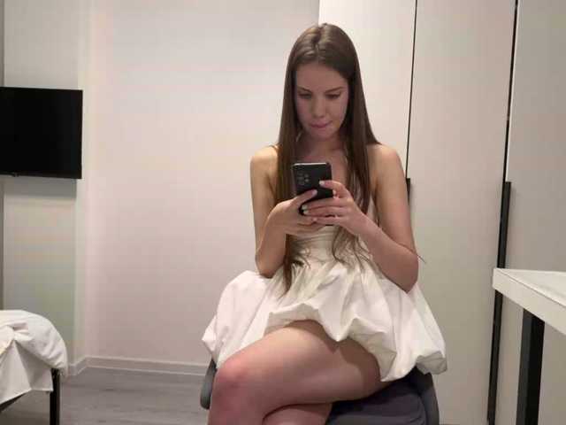 KamillaGlamour live cam on BongaCams