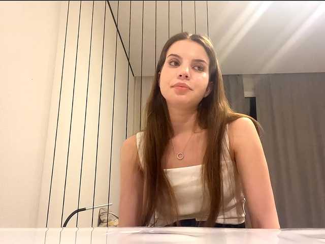 KamillaGlamour live webcam show