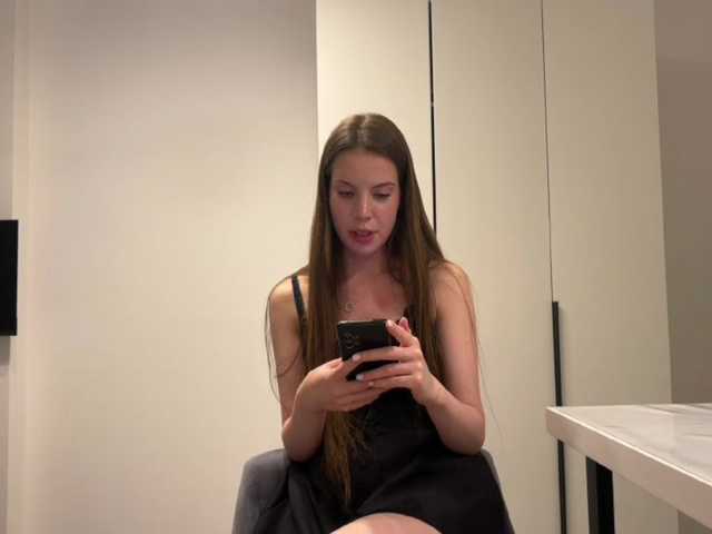KamillaGlamour live cam on BongaCams