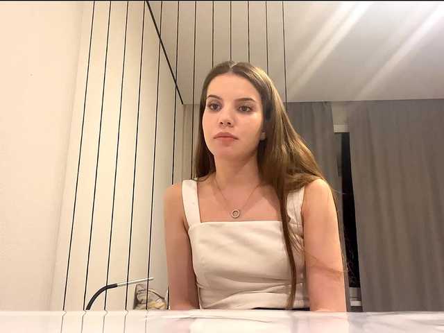 KamillaGlamour live webcam show