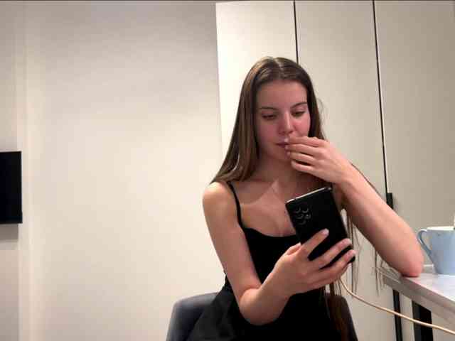 KamillaGlamour webcam