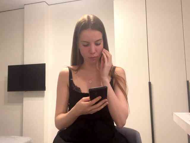 KamillaGlamour webcam