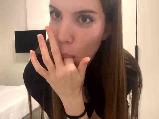 KamillaGlamour webcam