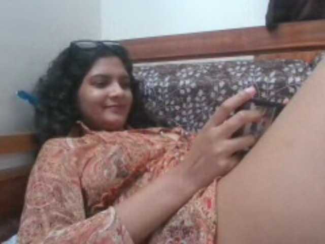 AlyonaKim live webcam show