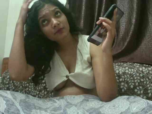 AlyonaKim webcam