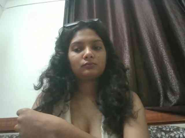 AlyonaKim webcam