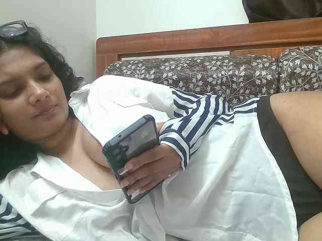 AlyonaKim webcam