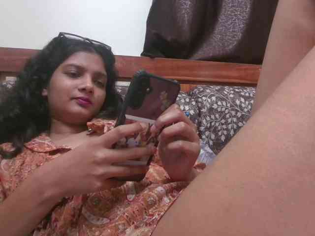 AlyonaKim webcam